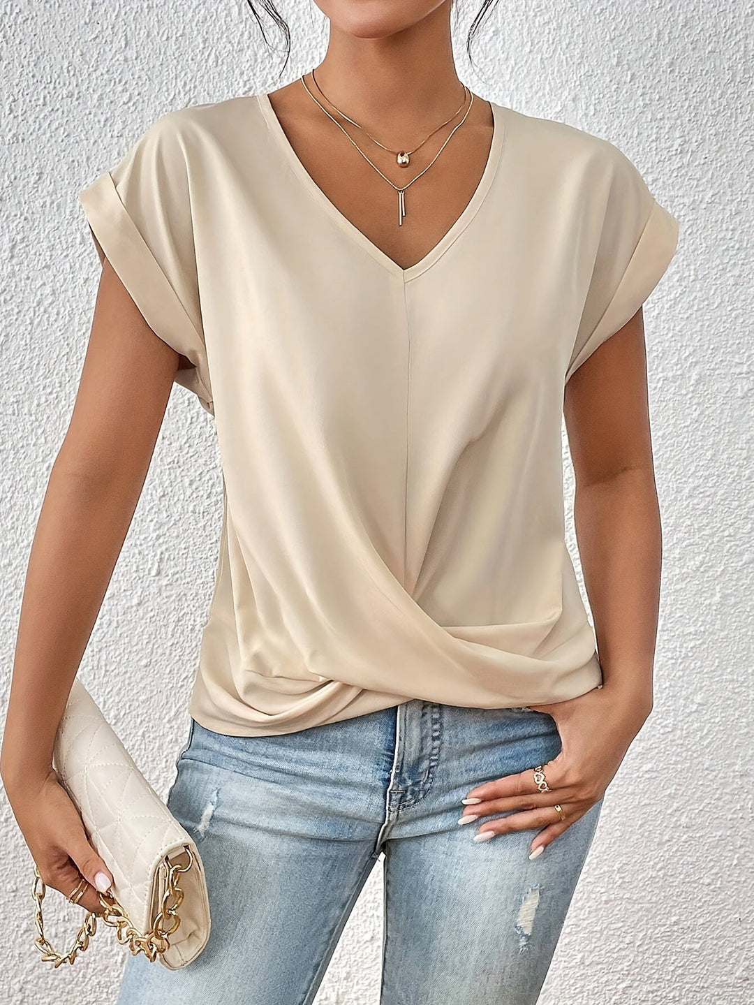 Ines | V-Neck Top with Knot Detail