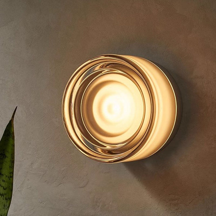 LumiEdge | Dimmable Wall Lamp